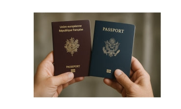 2 passeports symbolisant la double nationalité